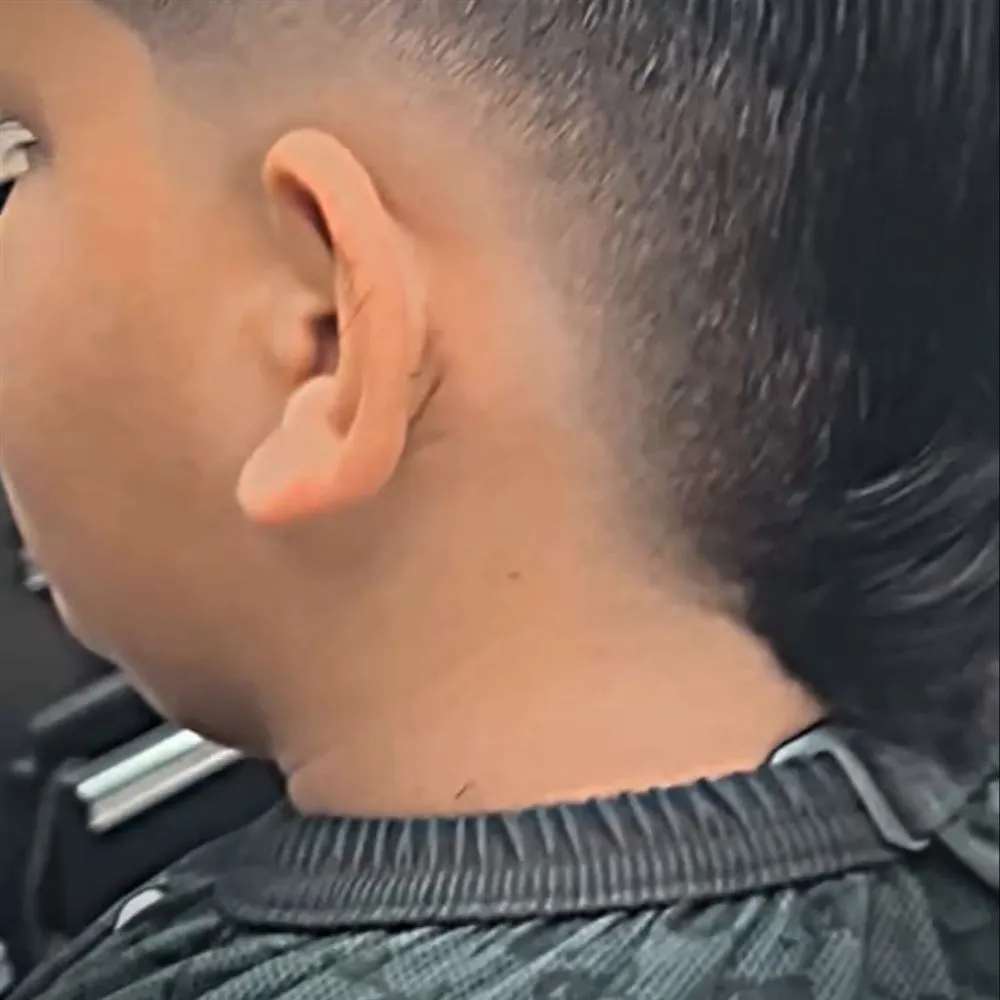 Trabajo real del portafolio de Indio Barber, pieza 2 de 25