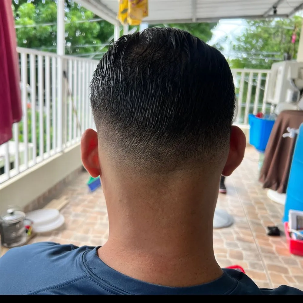 Trabajo real del portafolio de Indio Barber, pieza 7 de 25