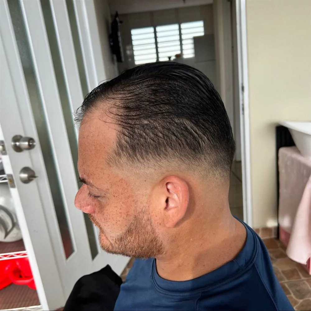 Trabajo real del portafolio de Indio Barber, pieza 23 de 25