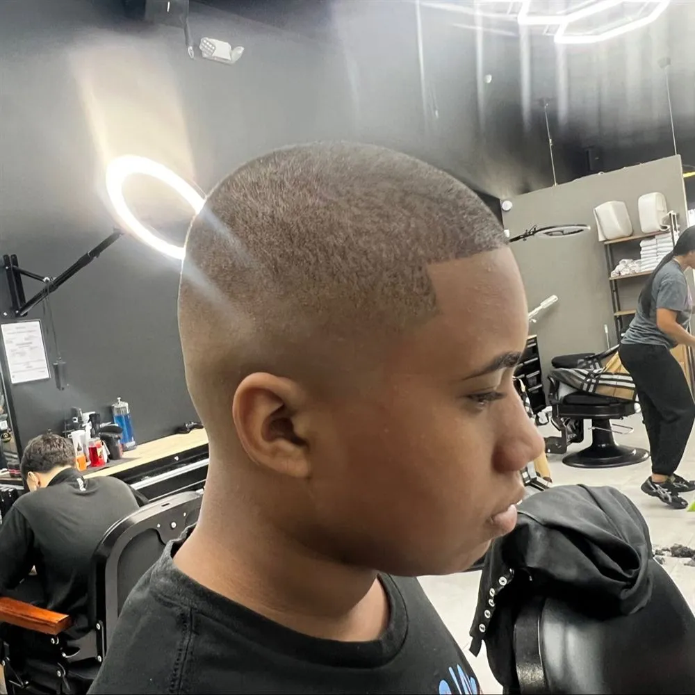 Trabajo real del portafolio de Indio Barber, pieza 25 de 25